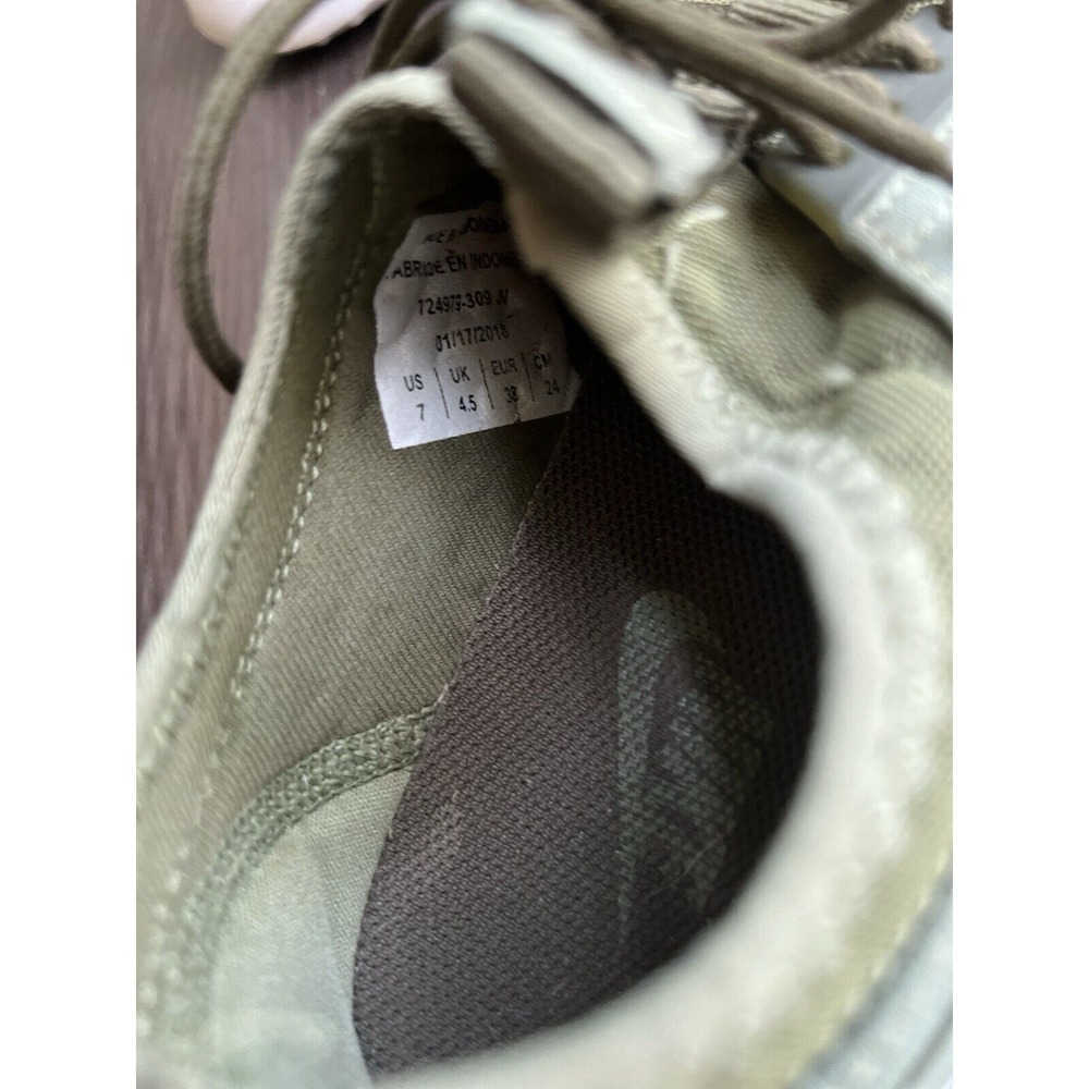 Nike Casual Sneakers Olive Green Everyday Shoes Comfy Lightweight‎ Size 7 - Picture 6 of 8